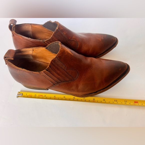 Frye Leather Booties "Billy Shootie” Chestnut color Size 10 - Picture 13 of 14